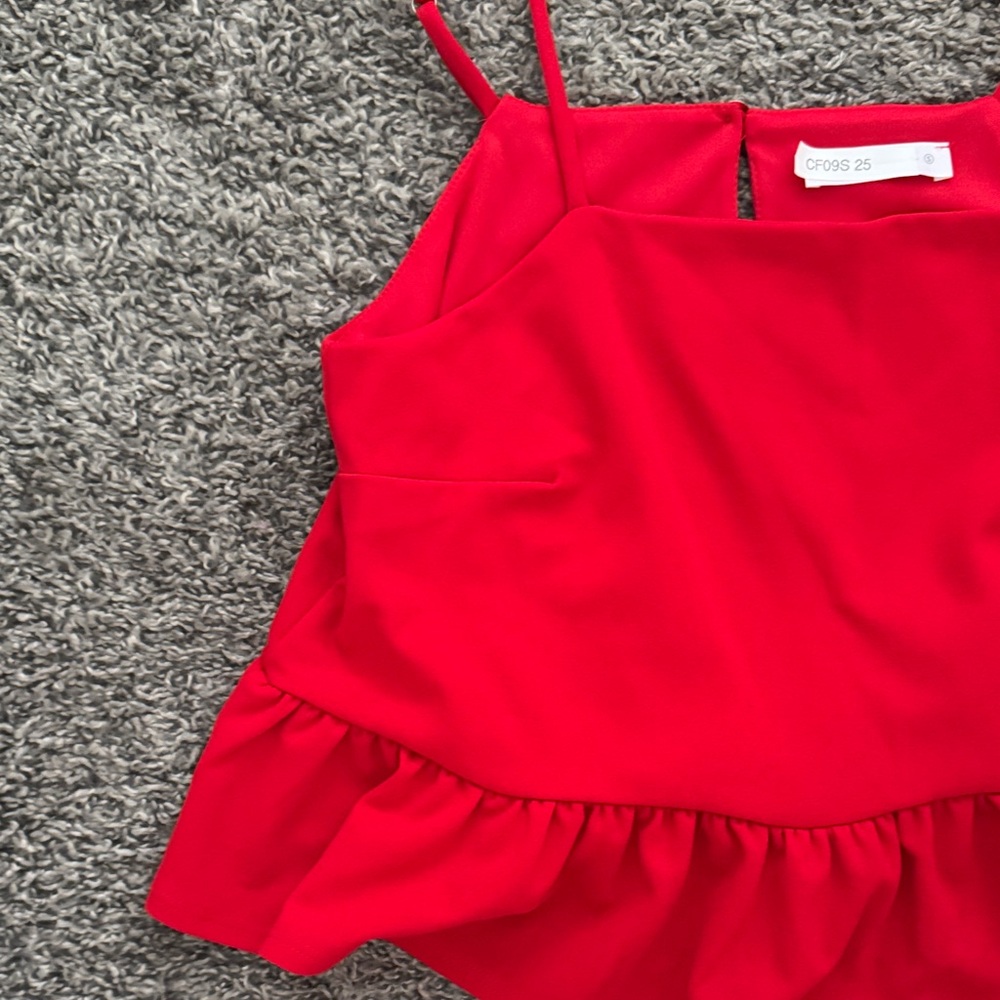 Red Ruffle Crop Top and Pants Set - Picture 4 of 8